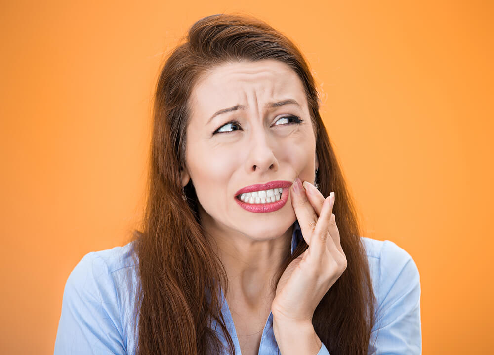 Explaining The Feeling of Pain After A Dental Crown Procedure